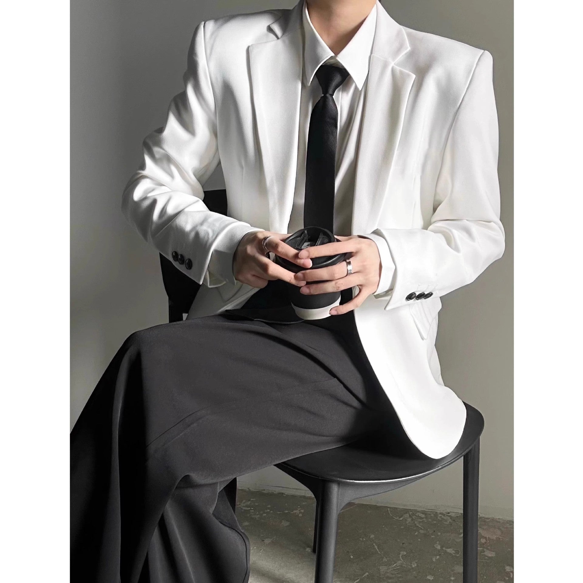 Casual Minimalist Mens And Womens Blazer