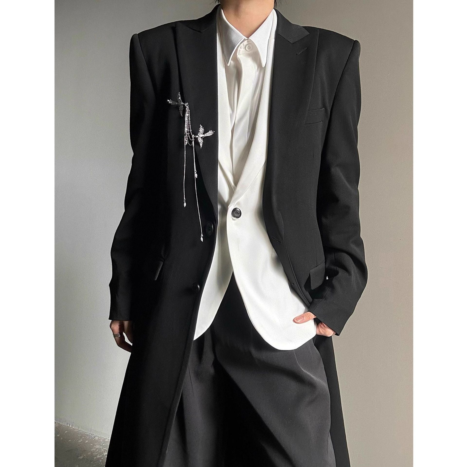 Casual Minimalist Mens And Womens Blazer