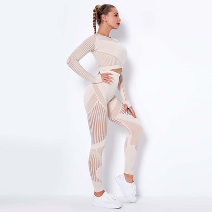 Seamless Knitted Absorbent Yoga Long-Sleeved Suit Yoga Wearsuit Aura Heaven