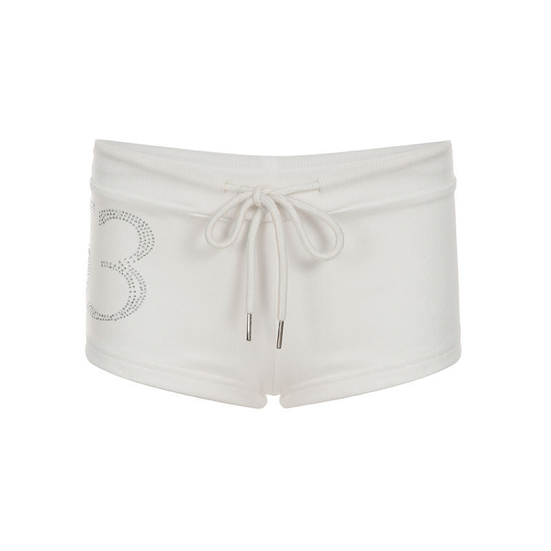 Tight-fitting Hot Pants With A Low Waist